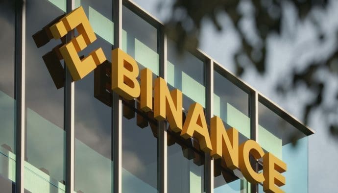 Binance lucha 