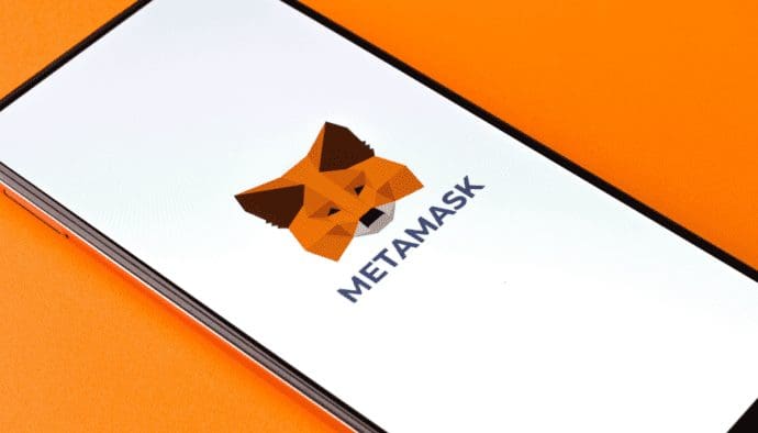 MetaMask desaparece de la App Store de Apple: alarma crypto