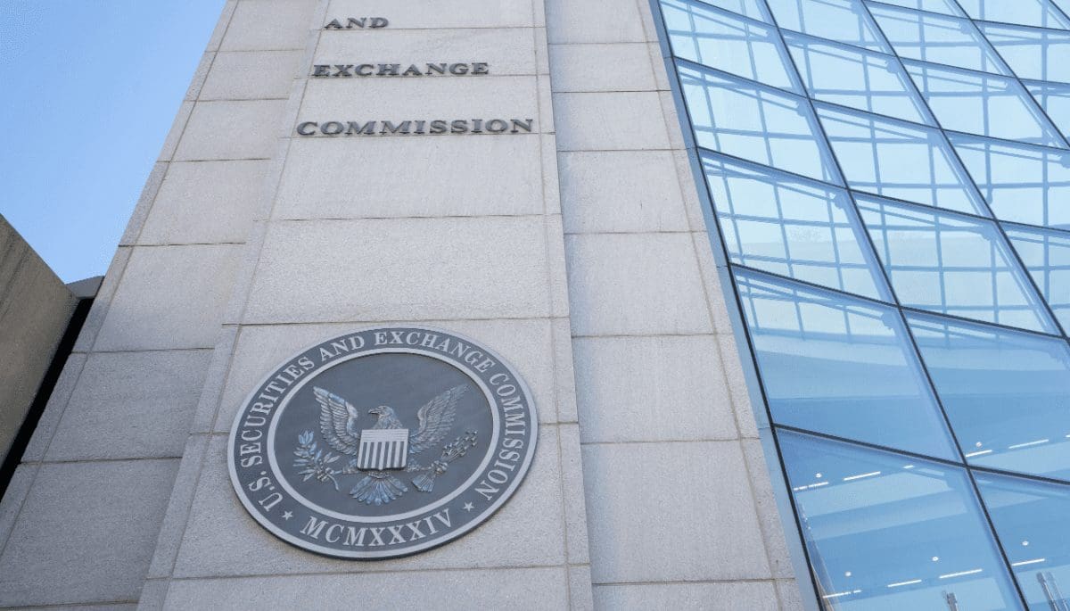 Presidente de la SEC bajo fuego por sus críticas a Bitcoin
