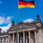 Gran avance en Alemania: Gran banco ofrece BTC y ETH a sus clientes