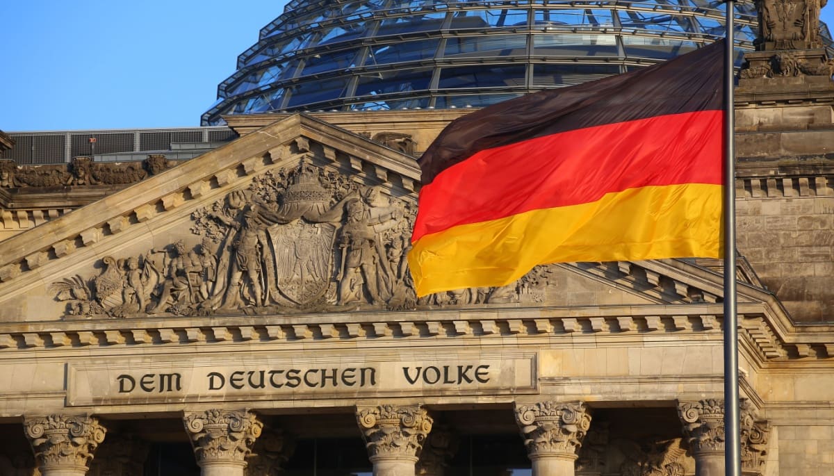 El Bitcoin se recupera de la crisis alemana: miles de millones en ETFs