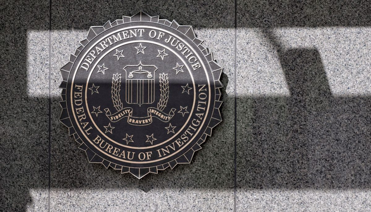 El FBI alerta: Los crypto estafadores están más activos que nunca