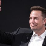 El precio de Dogecoin sube un 10% por una sola palabra de Elon Musk