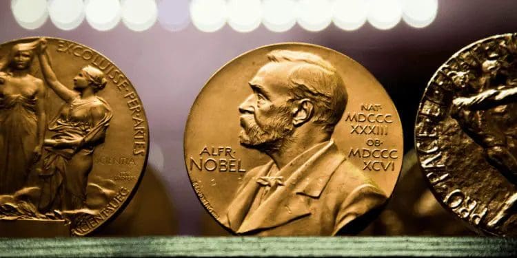 Acemoğlu, Johnson y Robinson ganan el Nobel de Economía 2024