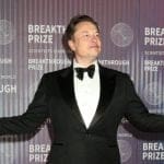 Bitcoin cae tras una publicación de Musk: ¿El plan secreto de Tesla?