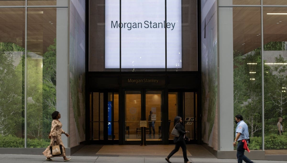 Morgan Stanley da un giro crypto y quiere ofrecer trading en Bitcoin