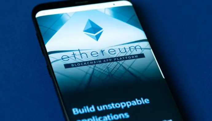 Ethereum acelera su desarrollo tras críticas: Actualización en abril