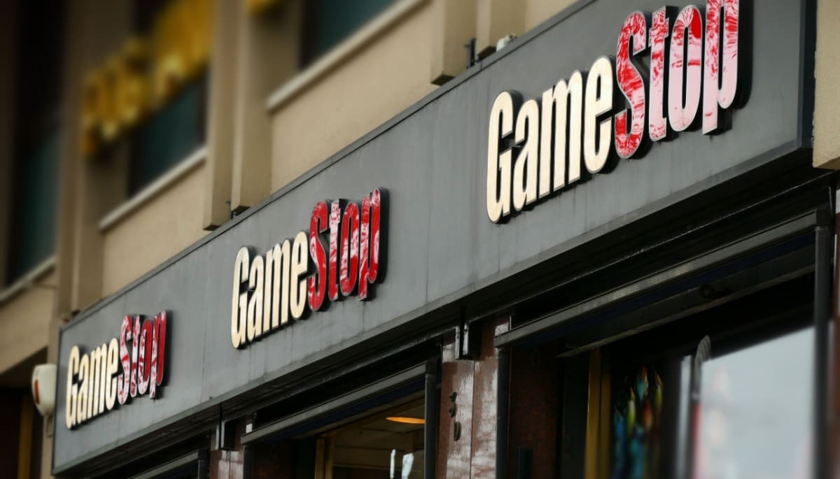 GameStop podría invertir €4.400 millones de euros en Bitcoin